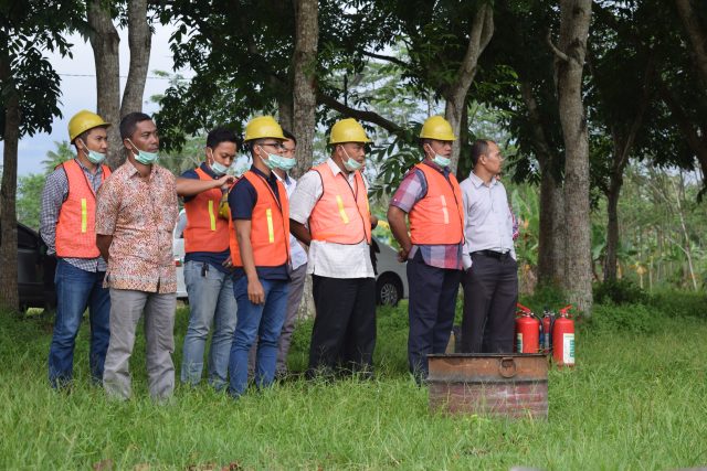 PELATIHAN DAMKAR